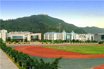 深圳富源英美学校