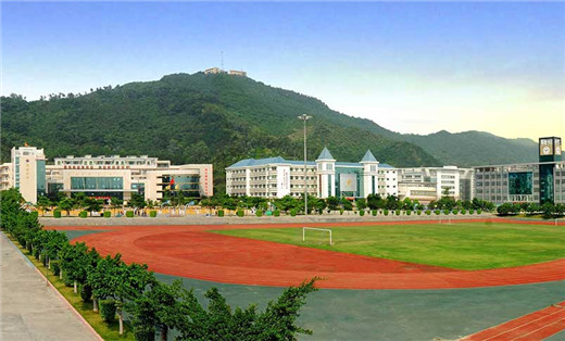 深圳富源英美学校